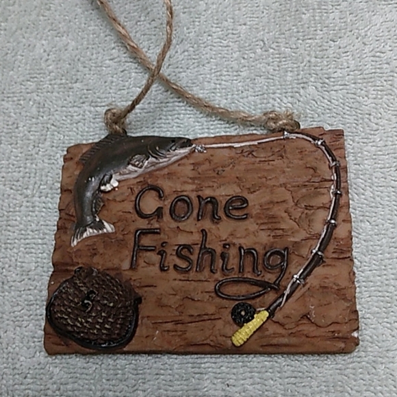 Largemouth Bass picture frame and sign. - Picture 4 of 6